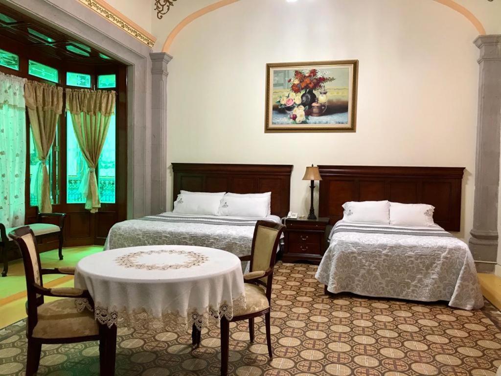 Hotel Casona Misiones เกเรตาโร ภายนอก รูปภาพ