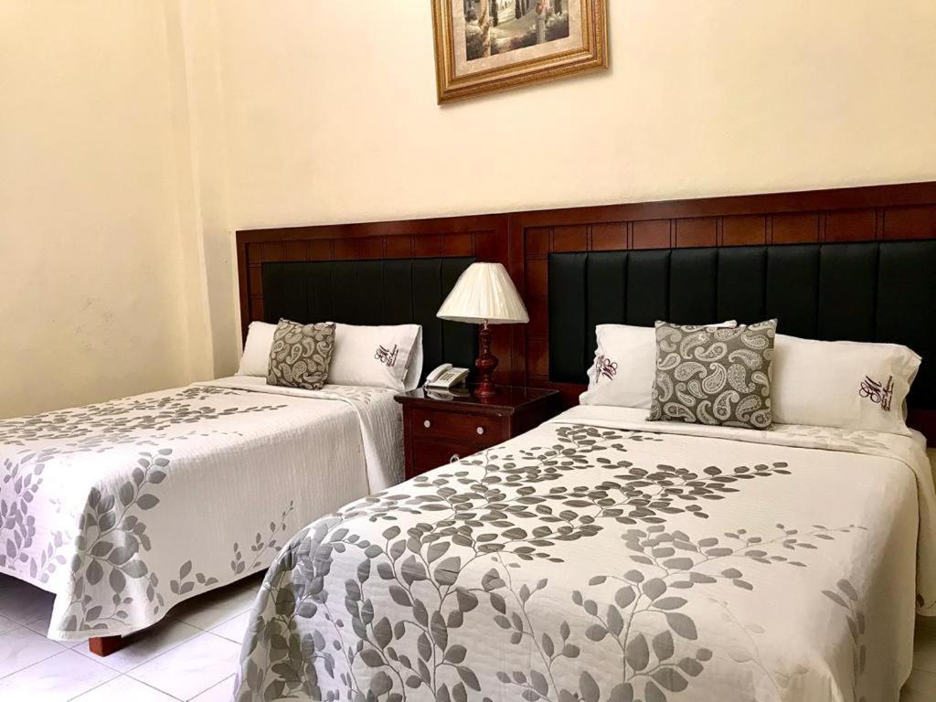 Hotel Casona Misiones เกเรตาโร ภายนอก รูปภาพ