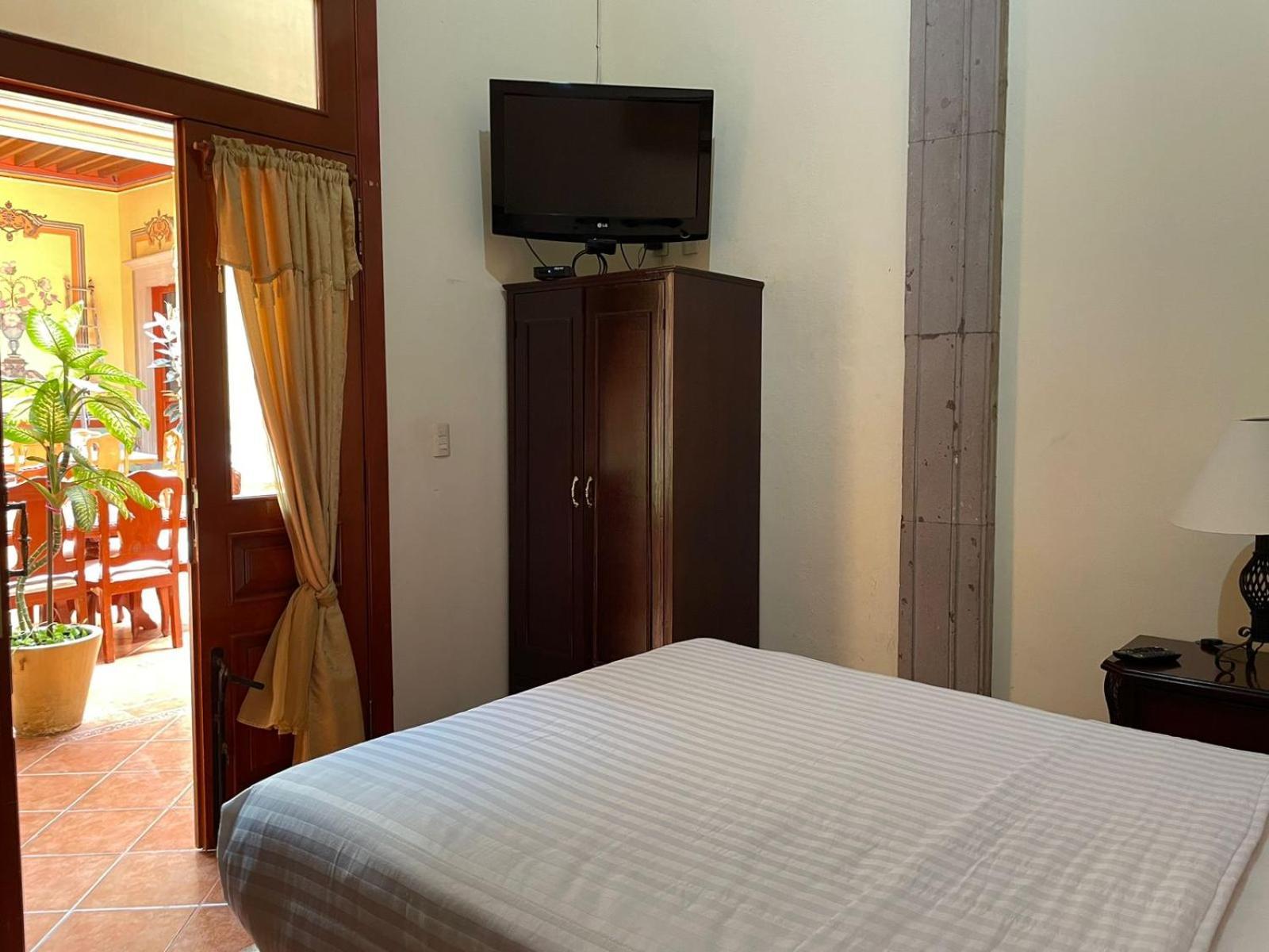 Hotel Casona Misiones เกเรตาโร ภายนอก รูปภาพ