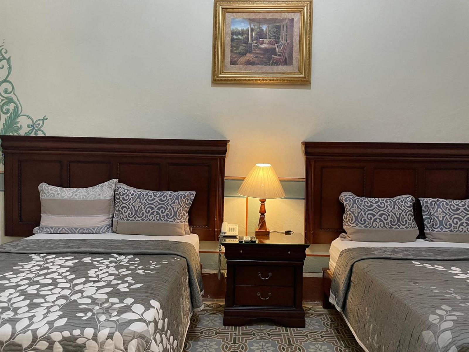 Hotel Casona Misiones เกเรตาโร ภายนอก รูปภาพ