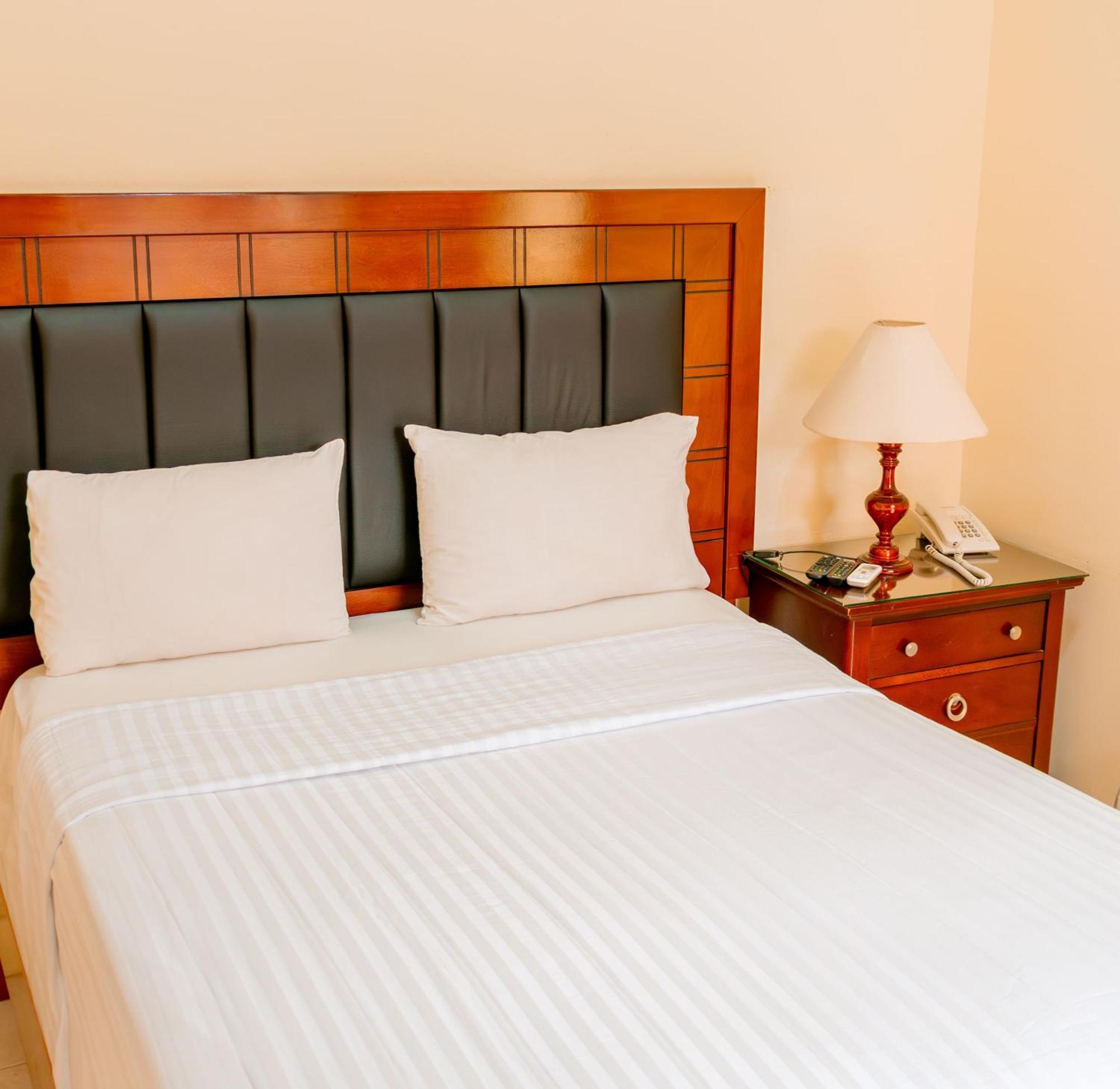 Hotel Casona Misiones เกเรตาโร ภายนอก รูปภาพ