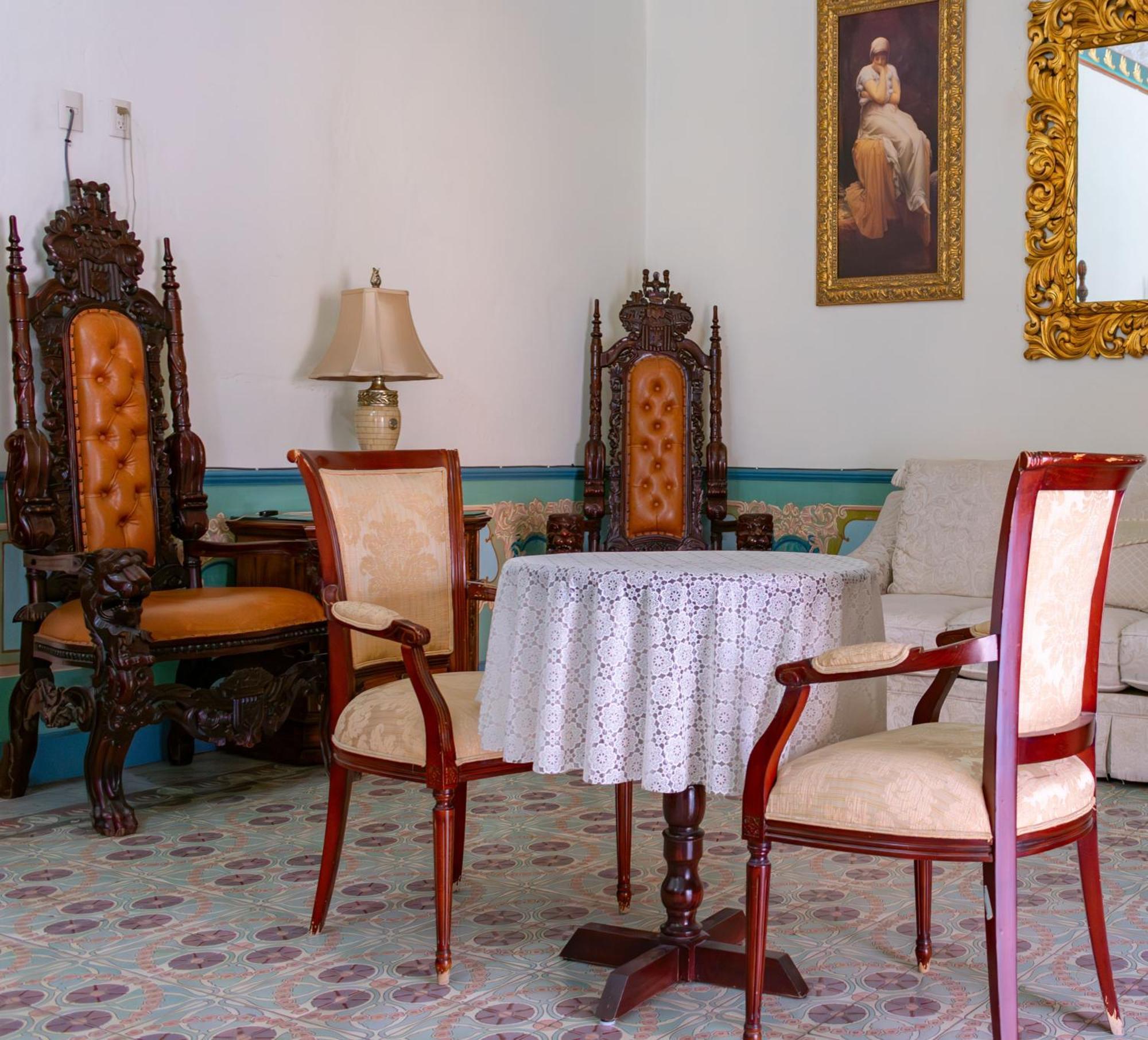 Hotel Casona Misiones เกเรตาโร ภายนอก รูปภาพ
